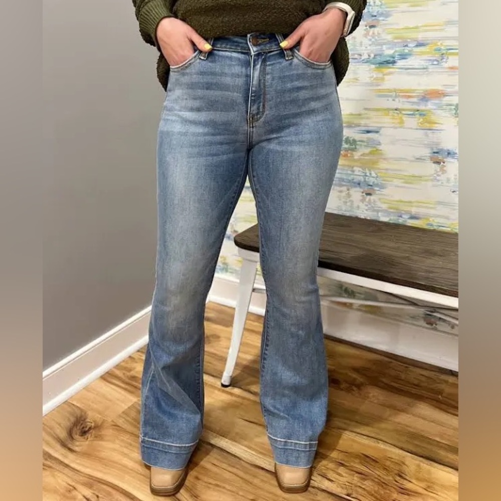 Judy Blue Trouser Flare Jeans medium wash size 9 / 29